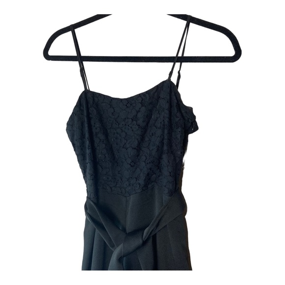 NWT H&M Jump Suit Black Lace Top Portion Wide Leg Bottom Size 8 - Picture 3 of 9